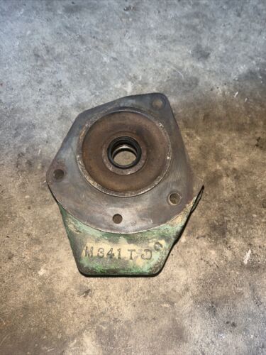 John Deere M MT M341T Hydraulic Pump Housing Antique Tractor