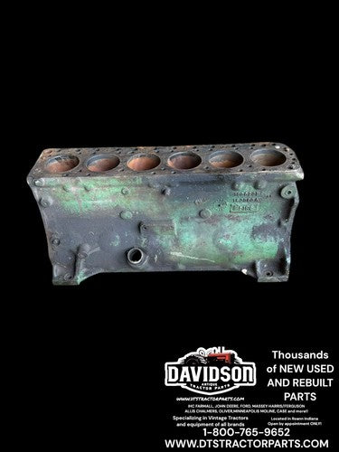 1965 Oliver 1650 Gas Tractor Engine Block 159004A