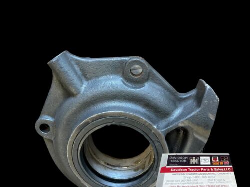 JOHN DEERE 620 CRANKSHAFT MAIN BEARING ASSEMBLY A5643R