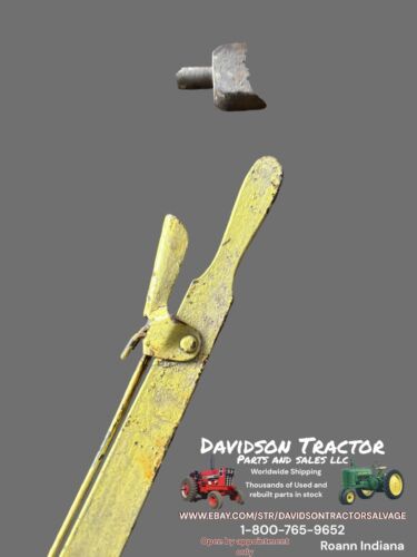 John Deere A B G Tractor JD cultivator implement Left hand lift bracket w/ mount