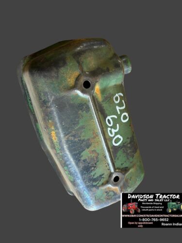 John Deere 620 630 Used Original valve cover AA6564R