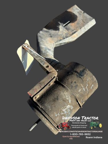 IH International 454 Tractor Air Cleaner Assembly