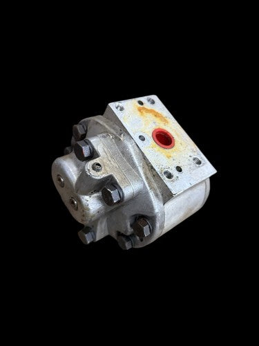 Hydraulic Pump D5NN600C For Ford 9000 9200 9600 9700 8000 8400 8600 8700 Tractor