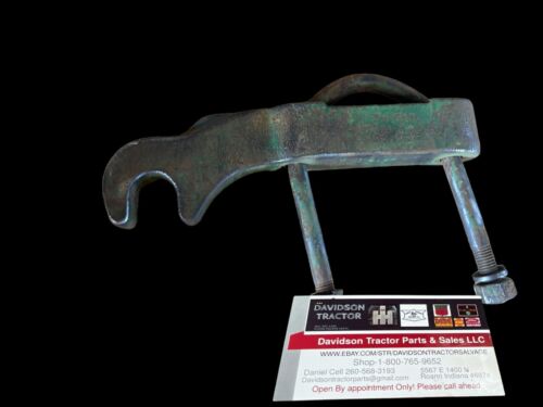 John Deere A cylinder arm transport bracket A3637R