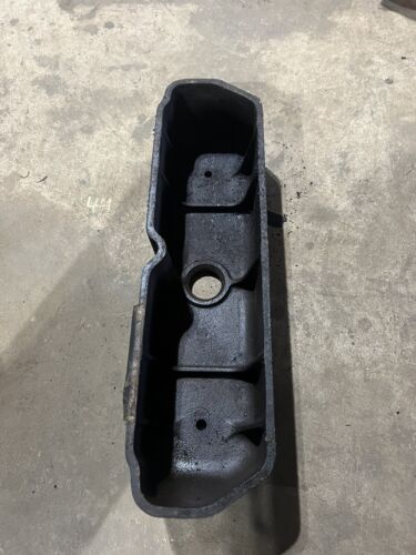 IH International 444 2444 2424 diesel Valve Cover Antique Tractor