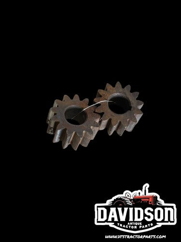 IHC Farmall Cub Oil Pump Gear Pair Antique Tractor