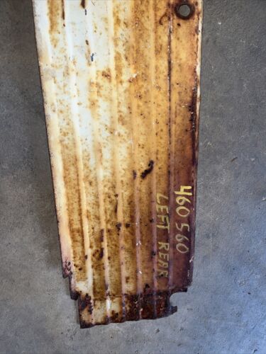 Farmall 460 560 RC Tractor Original IHC IH white hood Left Rear side cover panel