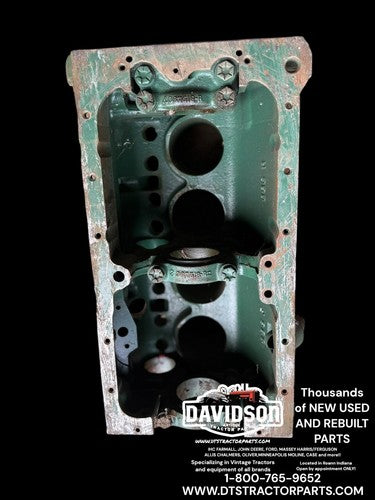International C175 400336R1 Engine Block IH 464 Tractor