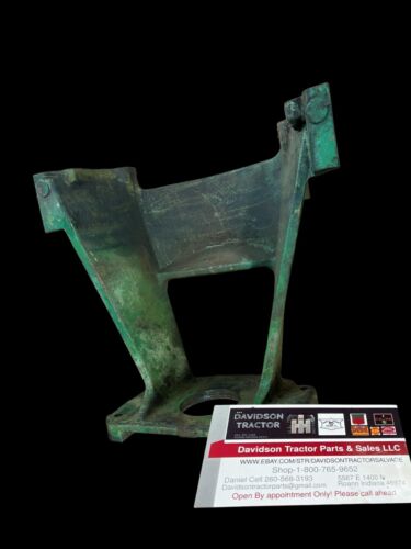 John Deere Hydraulic Pump Support R43074, R55008; Fits Model 4520