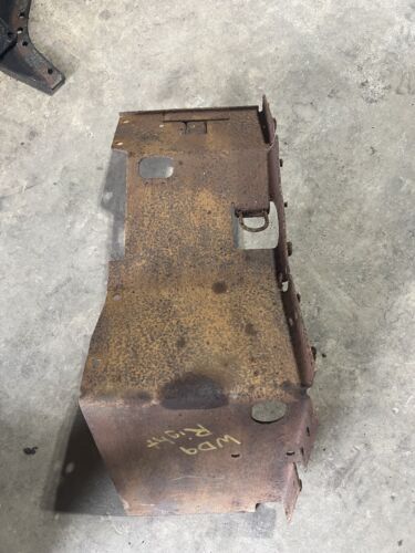 IHC Mcormick WD9 RIGHT foot platform W9 Diesel International Antique tractor