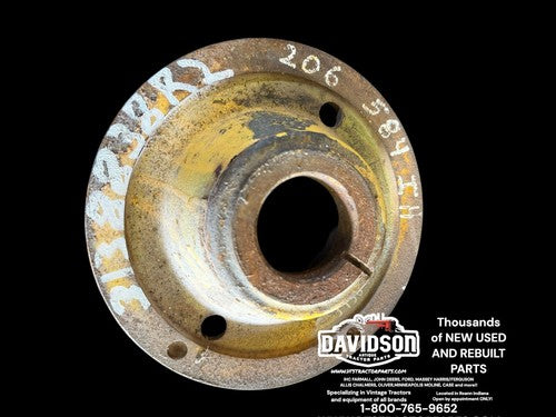 International 584 D206 Engine Crankshaft Pulley  3138838R2 Antique Tractor