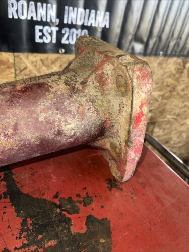 Farmall Super M SM Tractor front pedestal spindle shafts for hubs 6719D