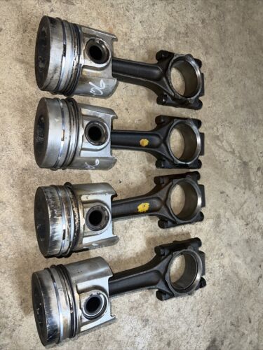 Case International D206 Used Pistons W/Rods Set (4) 574 584 595