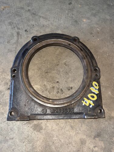 JOHN DEERE 4040 4050 4250 44404760 4955++  Rear Engine Oil Seal Housing R78124
