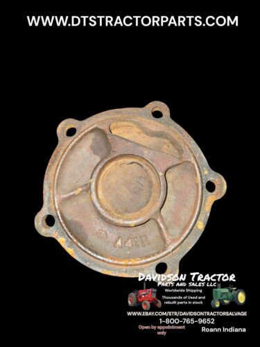 A41R JOHN DEERE UNSTYLED TRACTOR EARLY STYLED A  GOVERNOR HOUSING END CAP