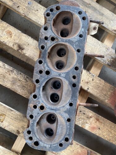 Original Vintage Allis Chalmers B C Tractor Engine Head GOOD MAGGED