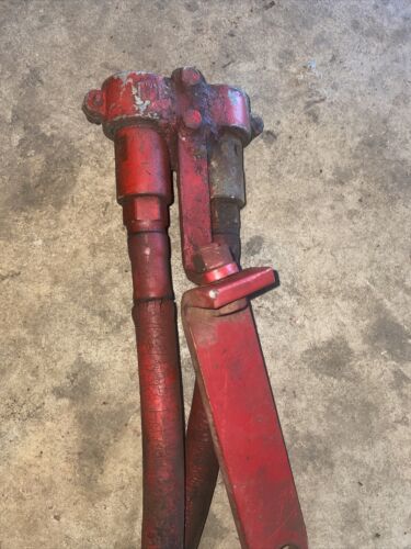 Farmall 300 350 400 450 Rear hydraulic block W/Remotes