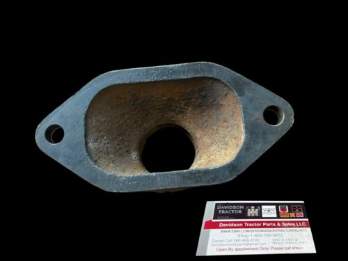 John Deere Cylinder Head Lower Water Pipe/Casting F1054R G 70 720 730