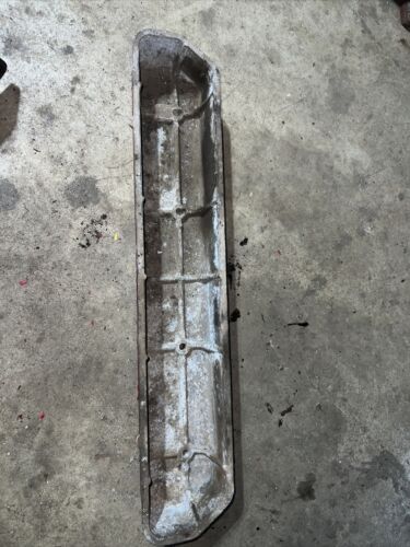 International IH Farmall Tractor 6 cylinder engine motor Aluminum valve cover