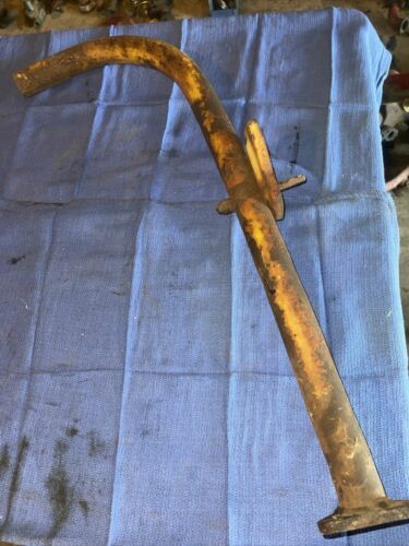 Farmall Cub tractor IH steering shaft support tower bracket