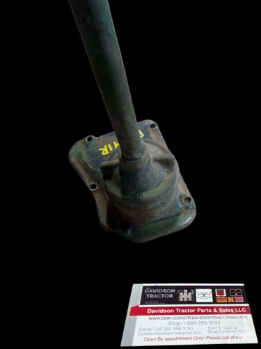 John Deere B Tractor B1841R Crankcase Cover Breather Casting