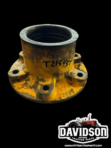 Used Wheel Hub fits John Deere 2030 2510 4040 4230 4240 4430 4000 4020 T21545