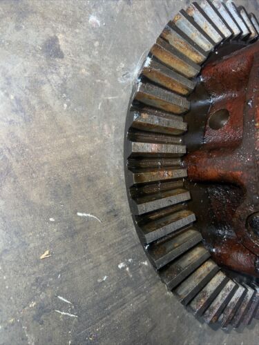 Farmall M Tractor Rearend Differential Assembly 6725-D 6726-D Antique Tractor