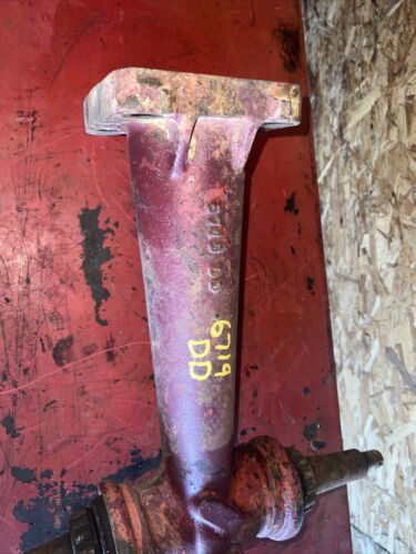 Farmall M Early SM Tractor front pedestal spindle shafts for hubs 6719DD