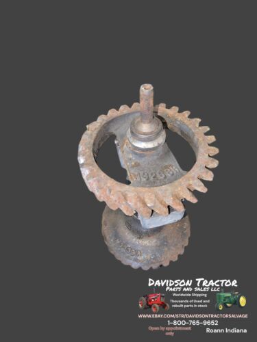 JOHN DEERE A GOVERNOR GEAR With Shaft & WEIGHTS  A3268R  A3339R