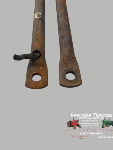 JOHN DEERE LATE STYLED B LIGHT BRACKET PAIR SET 1947-52 BN BW B