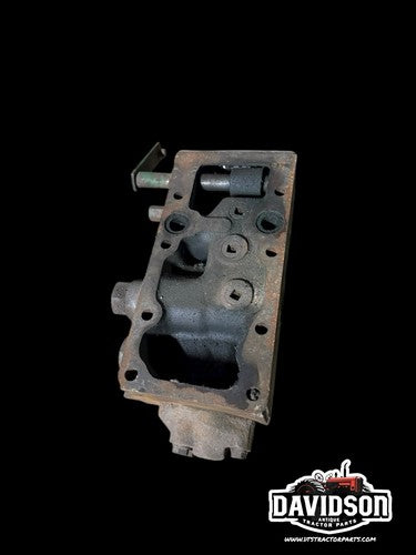John Deere 520 530 620 630 720 730 Single Hydraulic Control Box F2831R.