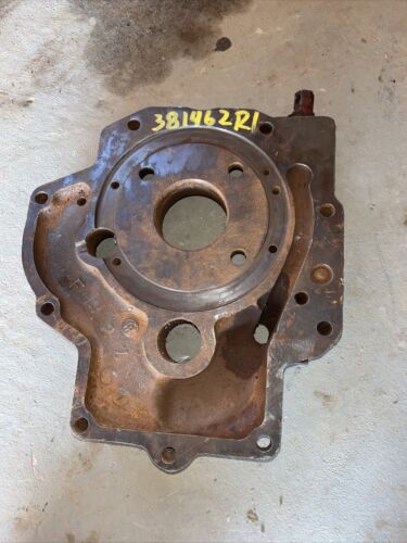 IH Farmall 381462R1 PTO Housing