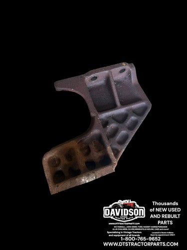 FARMALL 300 340 350 UTILITY. FRONT BOLSTER SUPPORT BRACKET Left SIDE 362380R1