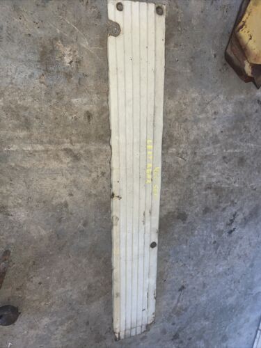 Farmall 460 560 RC Tractor Original IHC IH white hood Left Rear side cover panel