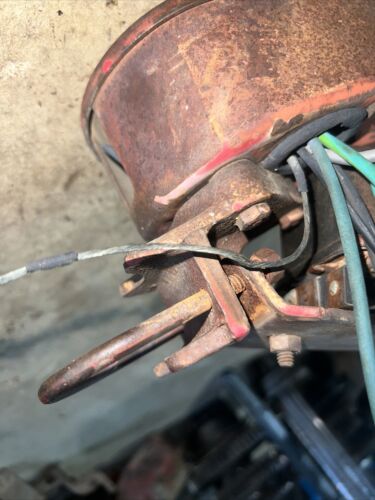 McCormick W9 WD9 Standard Wheetland Tractor Amp Box W/bracket Antique Tractor