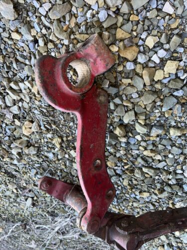 Farmall IH 460 350 tractor fasthitch 2pt hitch Rght brace bracket mount 522732R2