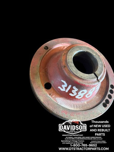 International 574 D239 Engine Crankshaft Pulley  3138838R2 Antique Tractor