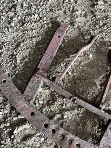 International 560 Wheetland Drawbar Antique Tractor