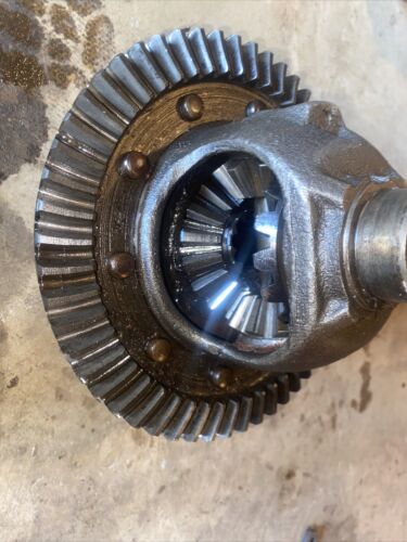 Farmall B Tractor IH transmission main final drive gear ring pinion & bearings
