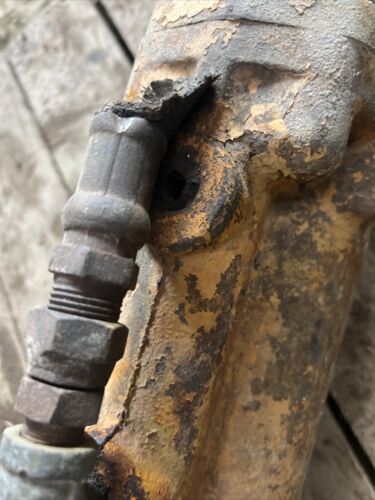 B.F. Avery Tractor AL Hydraulic Cylinder 11'', Part #10A79 Will Need Work