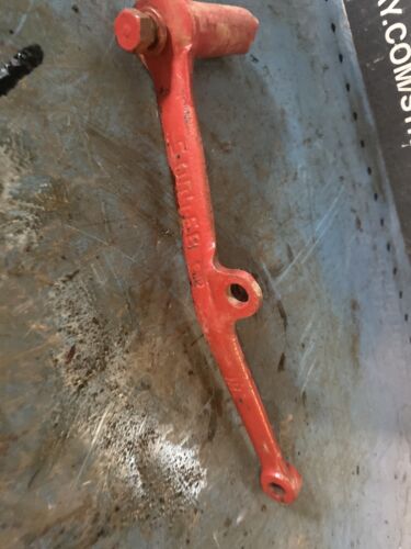1951 Farmall H Tractor Hydraulic Pump Rod Arm