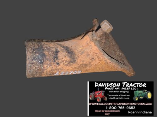 1949 John Deere A JD Tractor original lower water tube A2370R