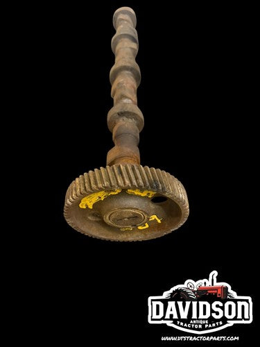 International IH 544 3514 Tractor Camshaft D239