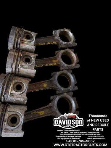 International 585 D206 Pistons/Connecting Rods Set Antique Tractor