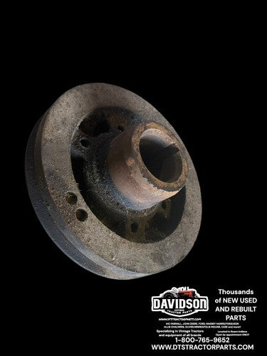 IH International Farmall 340 504 3514 Diesel Crankshaft Pulley D-188