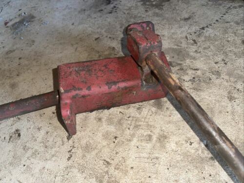 Farmall International 856 Hydraulic Lever