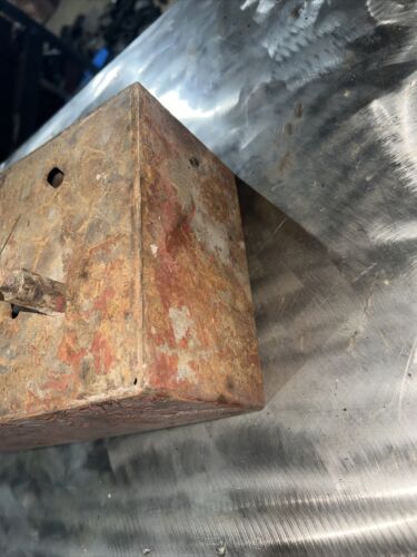 IH Farmall INTERNATIONAL 300 350 400 450 TOOLBOX ON TOP OF TORQUE  GOOD SHAPE