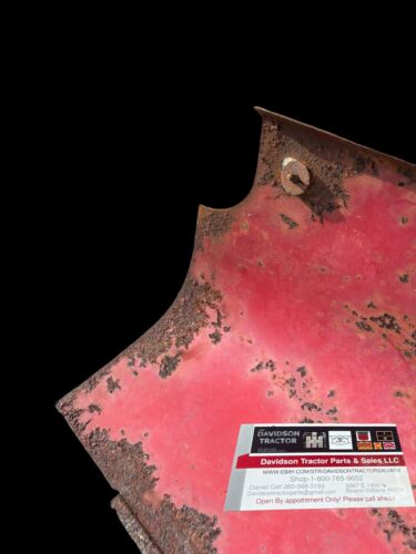 IH FARMALL 460, 560 RIGHT BATTERY COVER  OEM IHC Part Right Side Cover