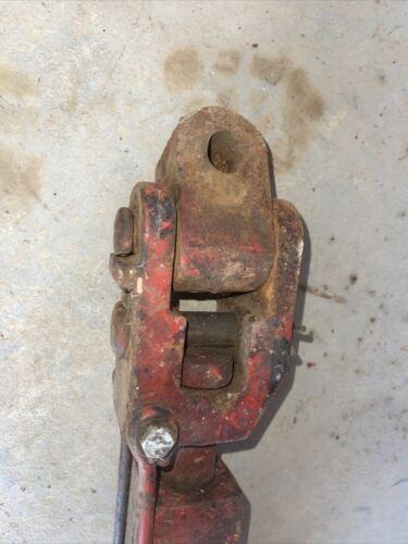 International Farmall IH 1066 tractor 3pt hitch adjustable lift arm IHC