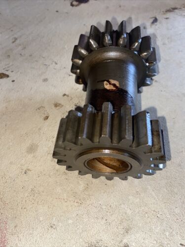 IH FARMALL M TRACTOR REVERSE IDLER GEAR SHAFT Antique Tractor